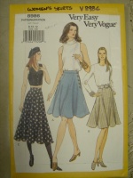 V8986 Women's Skirts.jpg